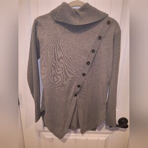 Venus Gray button back sweater